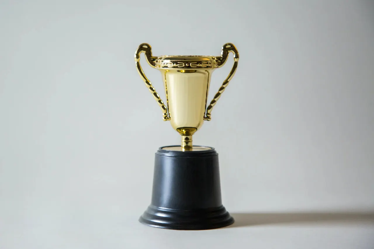 GIVEAJOY gewinnt den Wachstumsstark Award 2023
